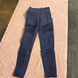 Like New ALO Yoga Navy Blue Leggings with Mesh and Ribbed Design - SIZE XS